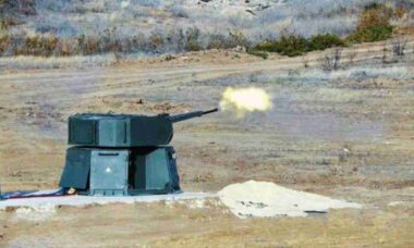Rússia apresenta arma antidrones com munição inteligente de US$ 8 milhões
