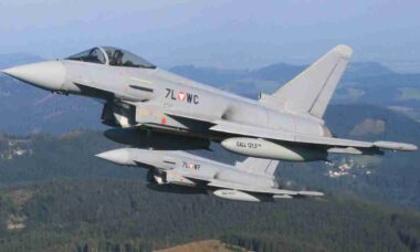 Áustria aciona Eurofighters após voos militares dos EUA perto de sua fronteira