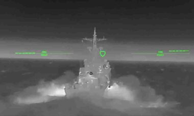 Ucrânia atinge navio russo no Mar Cáspio a 1.500 km da fronteira