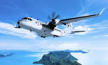 Marinha da Tailândia encomenda duas aeronaves Airbus C295 para transporte militar