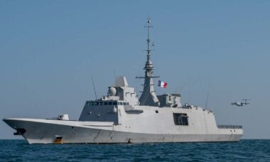 Marinha Francesa eleva disponibilidade de fragatas para 80%