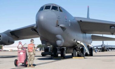 Força Aérea dos EUA enfrenta desafios para deter drones sobre bases militares