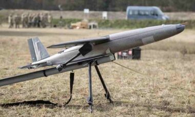 Exército dos EUA implanta drone de ataque Hornet durante exercício militar