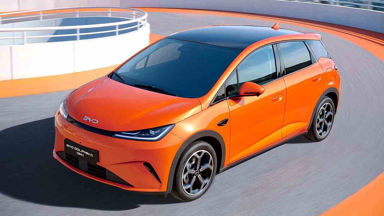 BYD、航続距離1,000km超のハイブリッド「Dolphin G」を発表