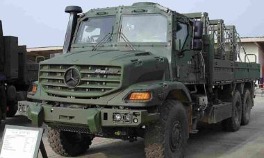 Mercedes-Benz considera expandir atuação para a indústria militar