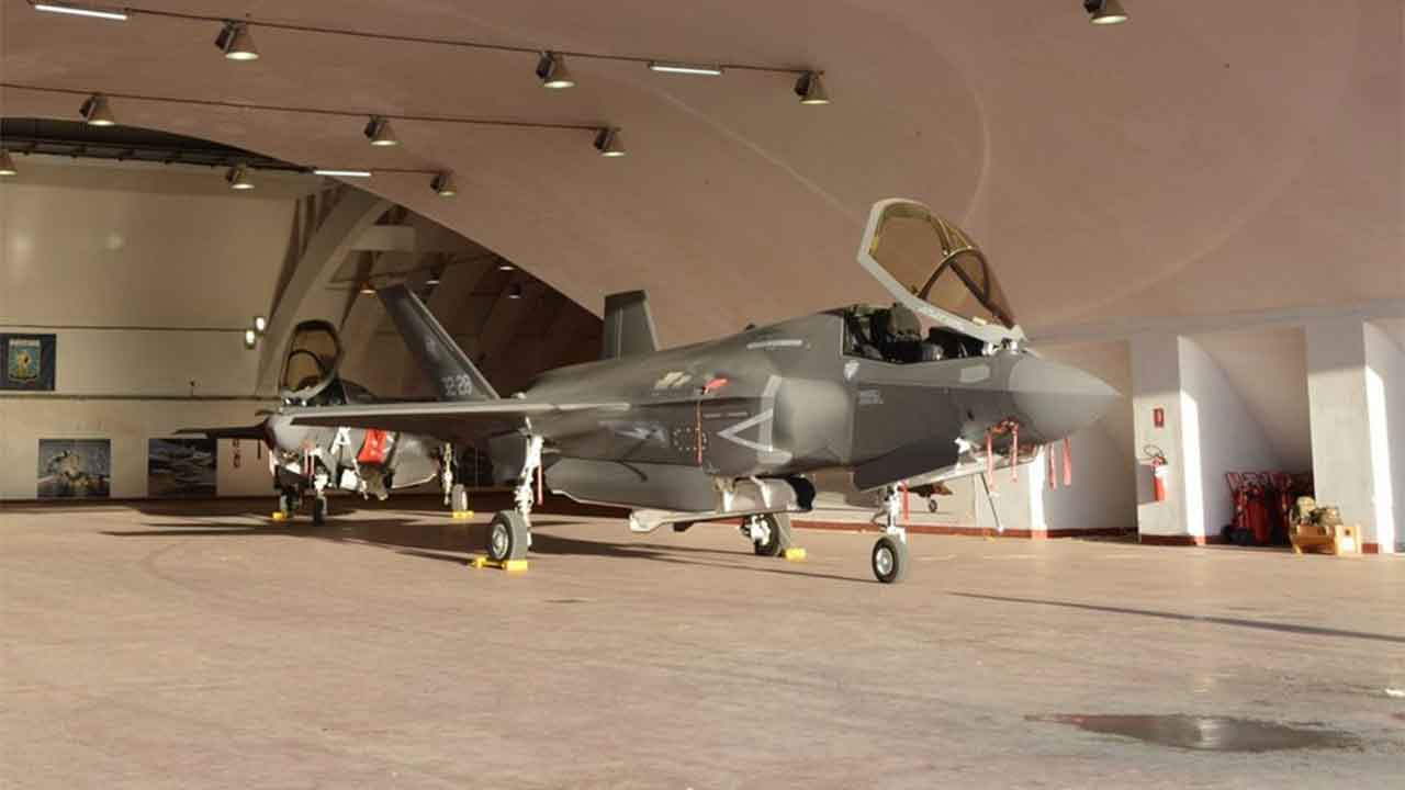 Italy showcases F-35B inside historic World War II hangar. X @ItalianAirForce