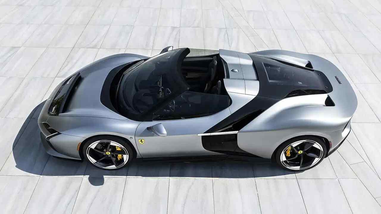 Ferrari bemutatja a HC25-öt, az exkluzív szupersportautót, amelyet egy milliomos ügyfél számára fejlesztettek