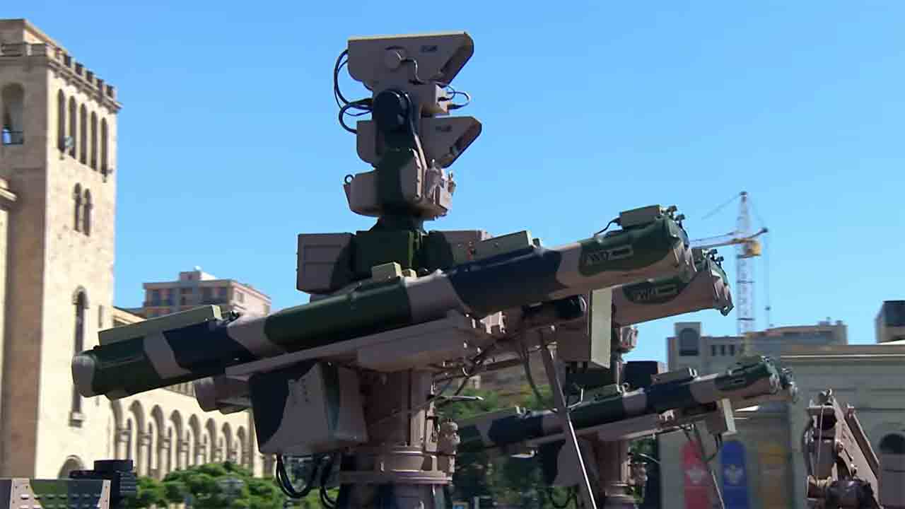 Système de missiles iranien Majid AD-08. Photos : Youtube @Suren_Papikyan