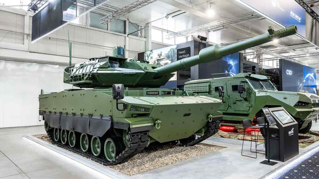 Ny CFL-120 Karpat-stridsvogn avduket med 120 mm kanon og høy mobilitet (X @CSG_HOLDING)