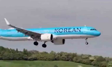 Avião da Korean Air quase bate durante pouso sob fortes ventos em Tóquio. Foto: X @nabilajamal_