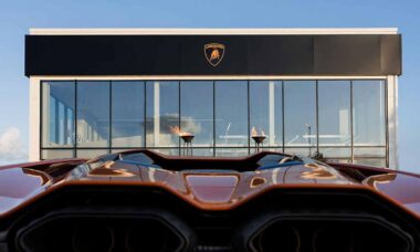 Lamborghini inaugura showroom de última geração. Foto: Lamborghini
