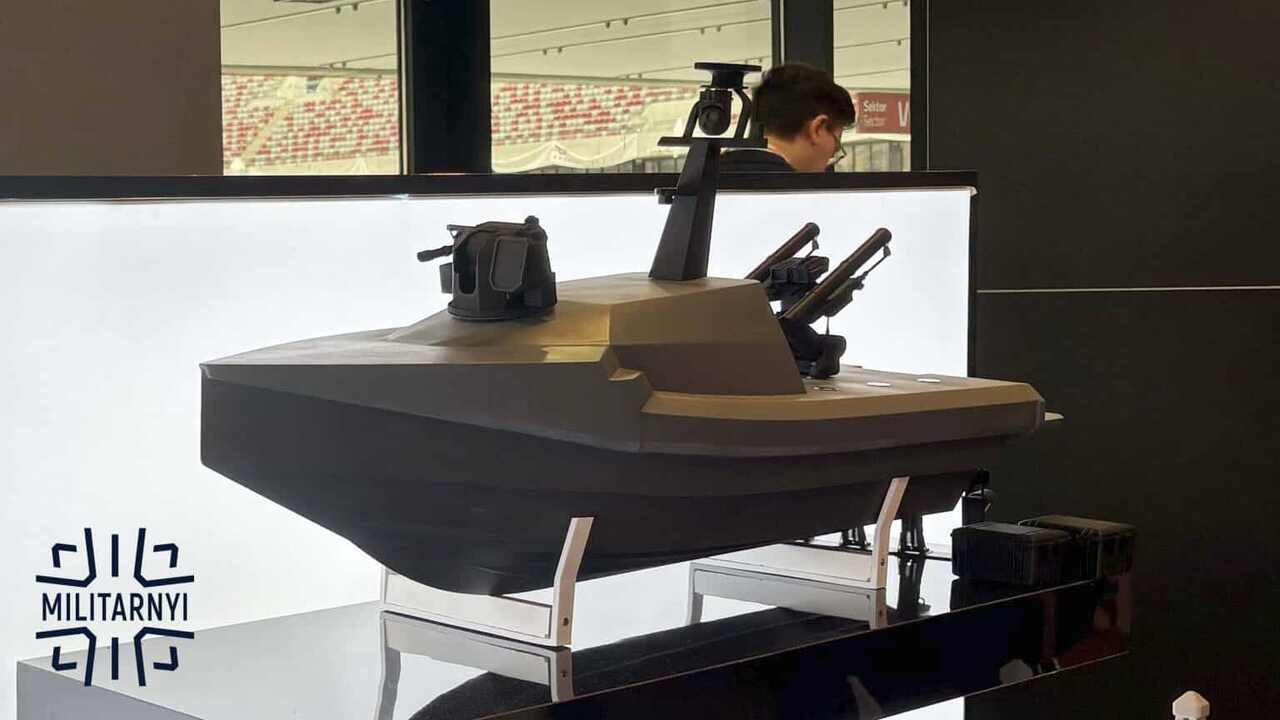 Polônia apresenta barco drone com capacidade de defesa aérea