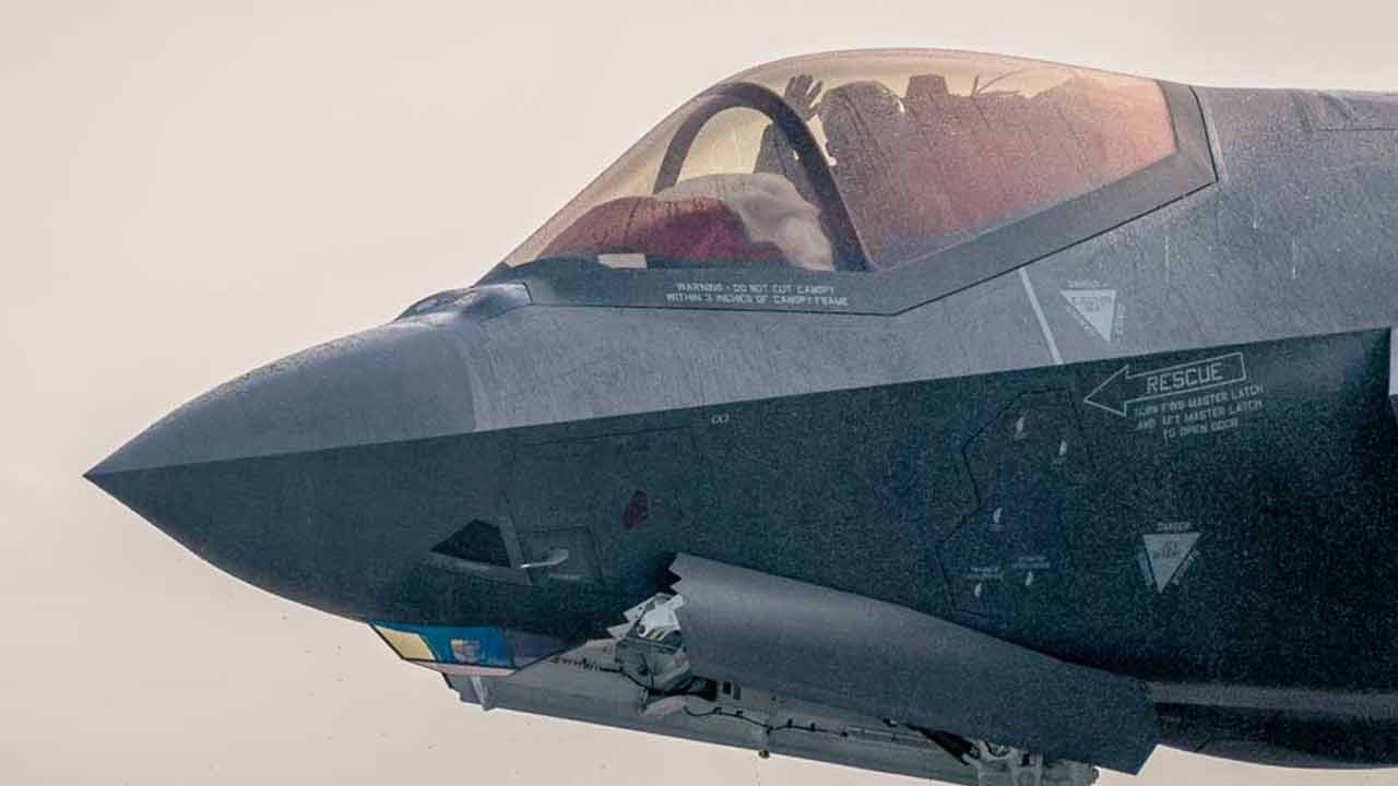 Poland receives first F-35A Husarz jets and enters the era of stealth fighters. Photo: Polish Ministry of National Defence X @KosiniakKamysz