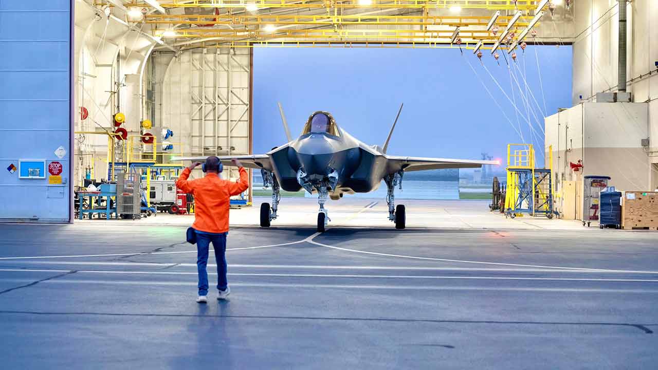 Poland receives first F-35A Husarz jets and enters the era of stealth fighters. Photo: Polish Ministry of National Defence X @KosiniakKamysz
