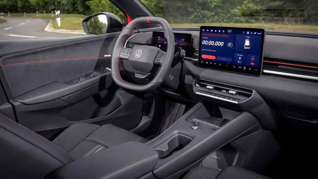 A Volkswagen az új ID. Polo GTI modellel elektromos hot hatchre fogad