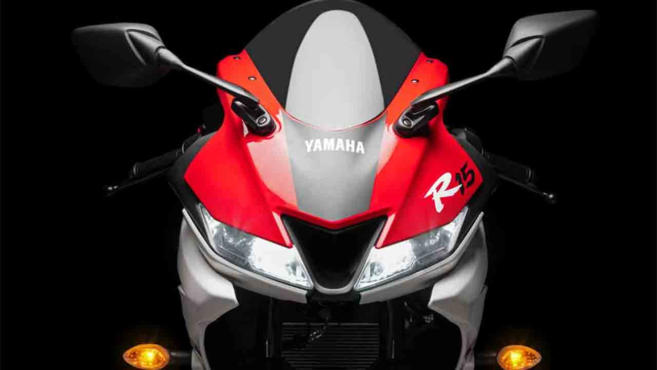 Yamaha R15. Foto: Divulgação