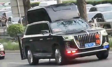 SUV chinês não identificado aparece em comboio de Donald Trump em Pequim