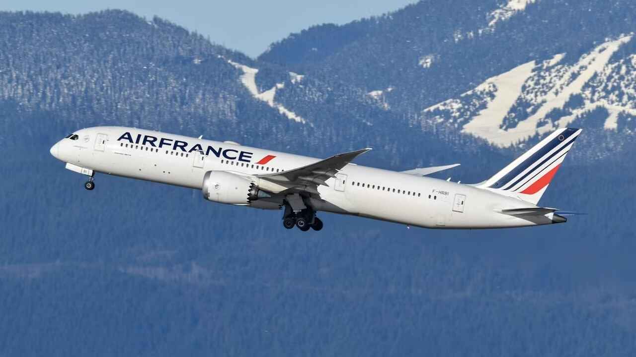 Passageiro vindo do Congo força desvio de voo da Air France para o Canadá