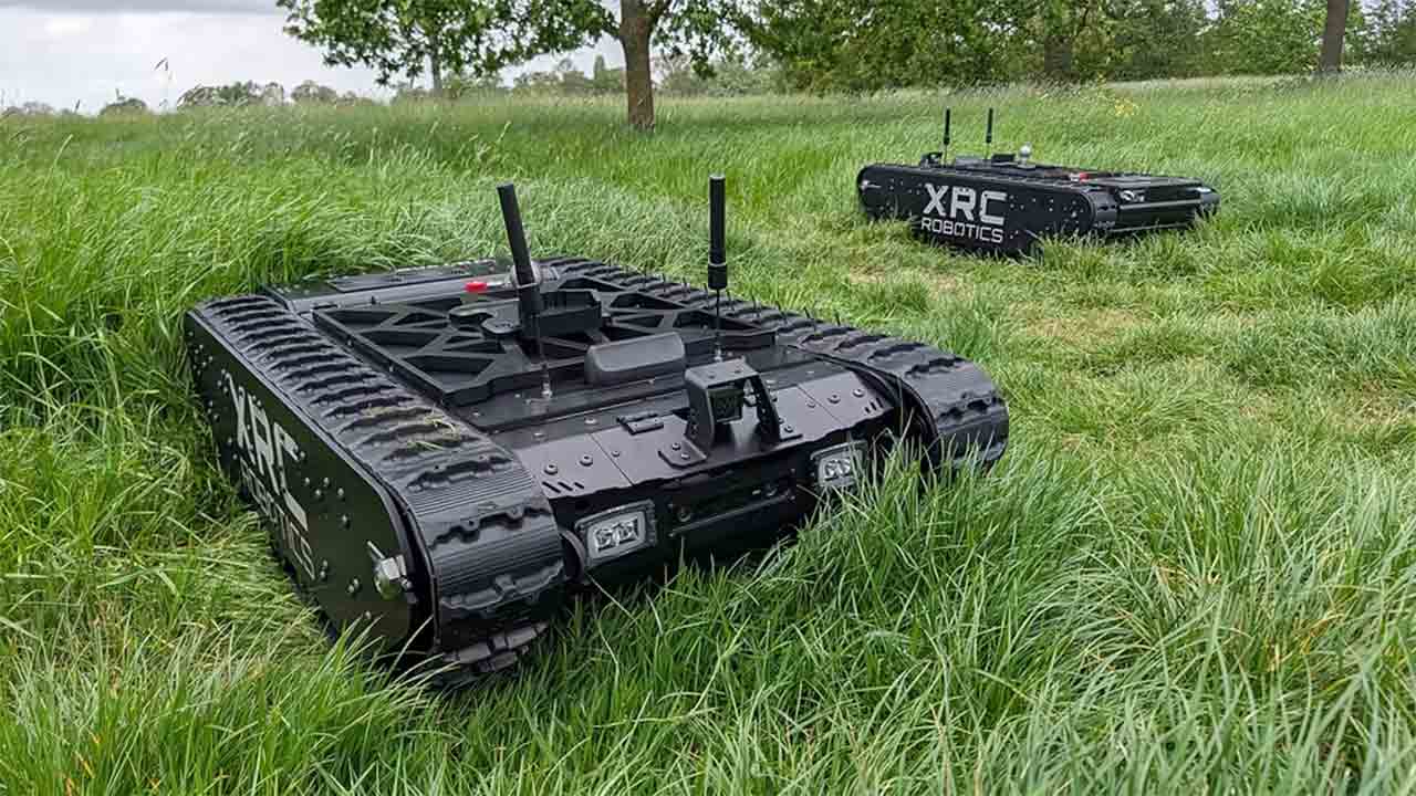 Modulær bakkebasert robot Rhino. Foto: XRC Robotics