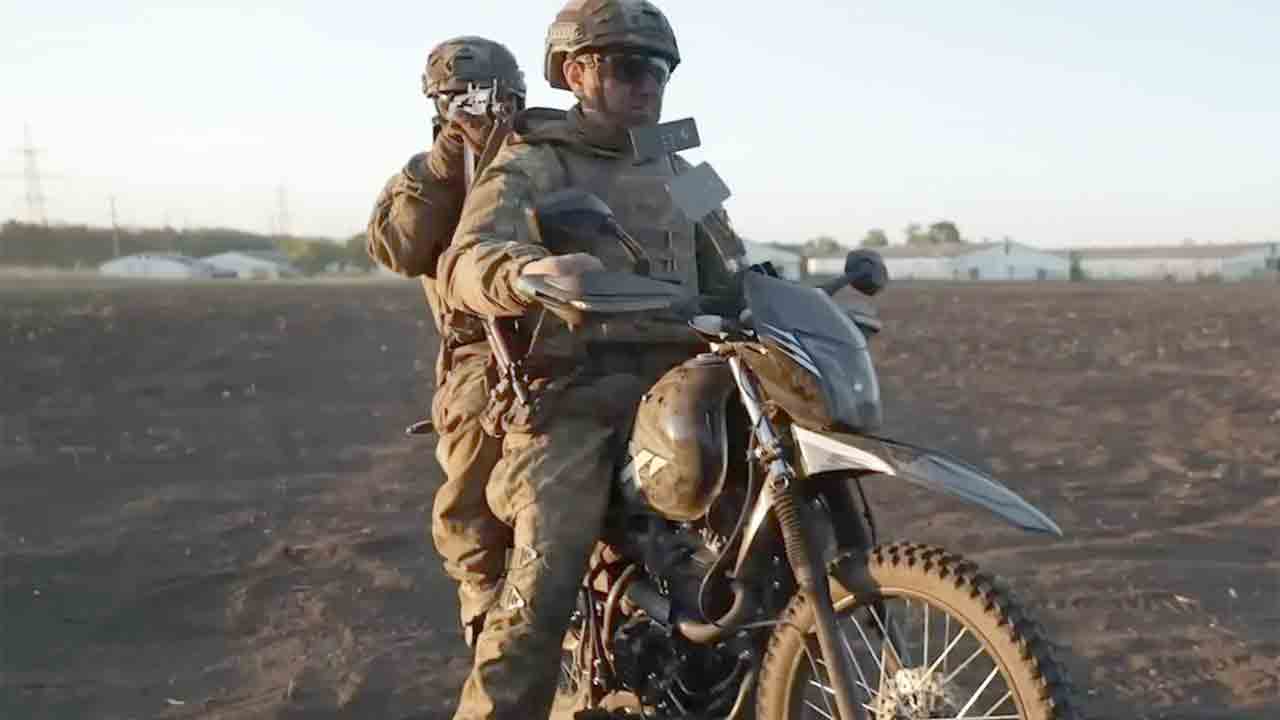 Ukraine completes record purchase of 1,500 motorcycles for its armed forces (Photo: Skelya Regiment)