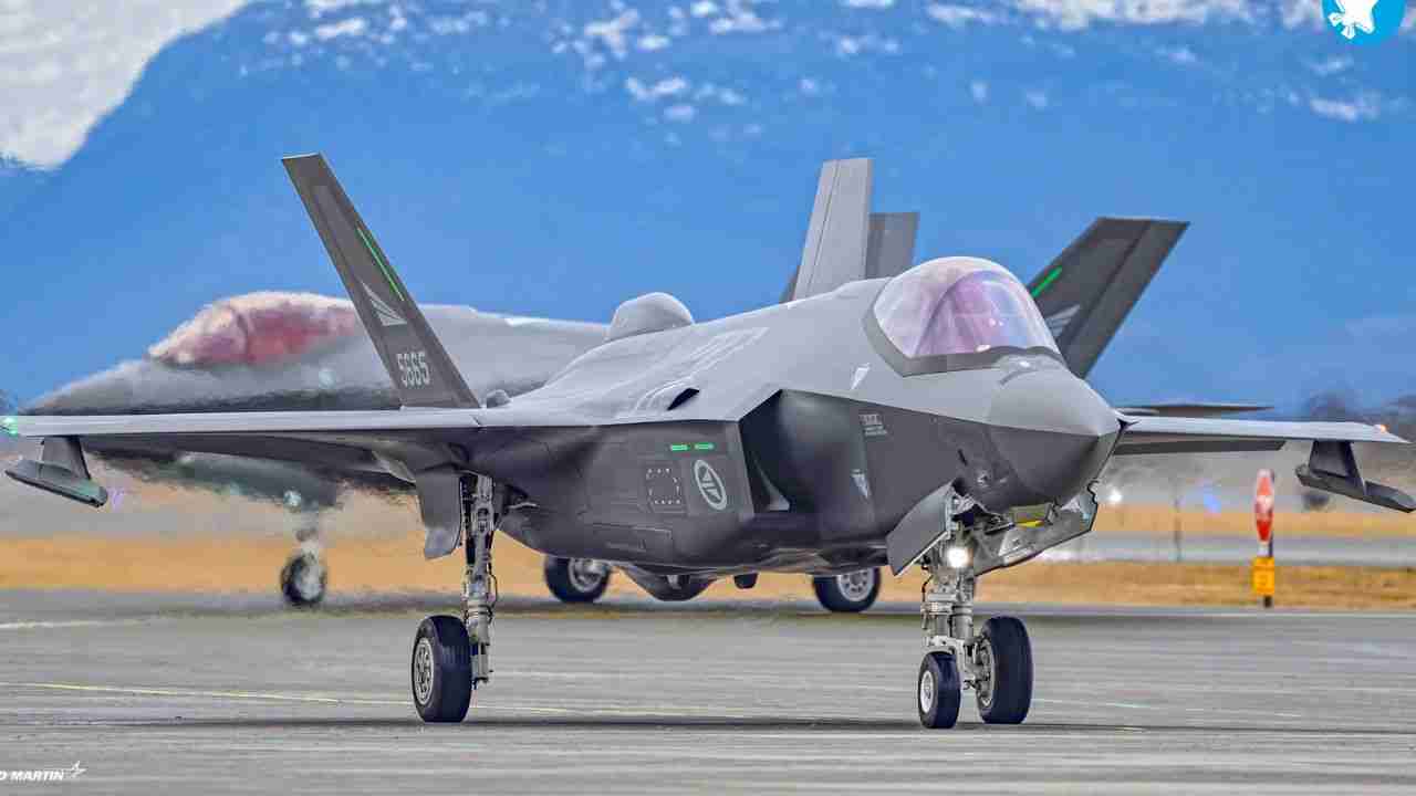 Marinha dos EUA aprova produção de 11 caças F-35 para cliente estrangeiro