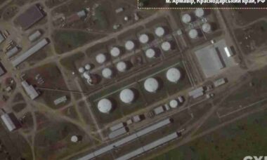 Drones ucranianos destroem tanque em depósito de petróleo russo em Armavir