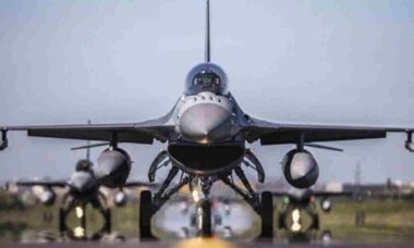 Bélgica confirma envio de 7 caças F-16 à Ucrânia até o fim de 2026