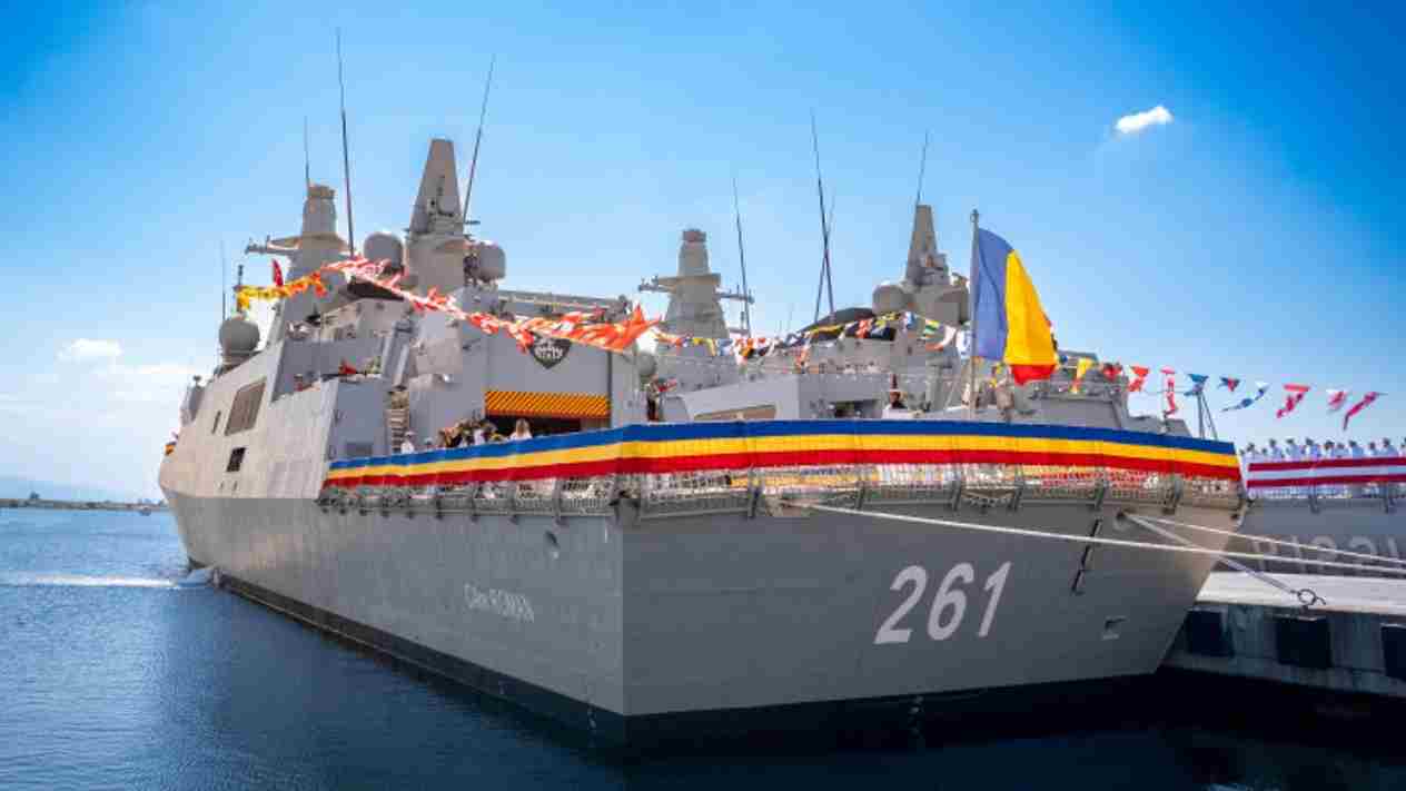 Romênia amplia frota naval com corveta turca “Rear-Admiral August Roman” no Mar Negro