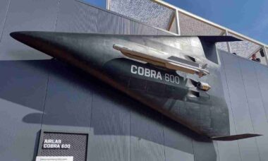 Alemanha revela drone Cobra 600 capaz de ampliar alcance do míssil IRIS-T