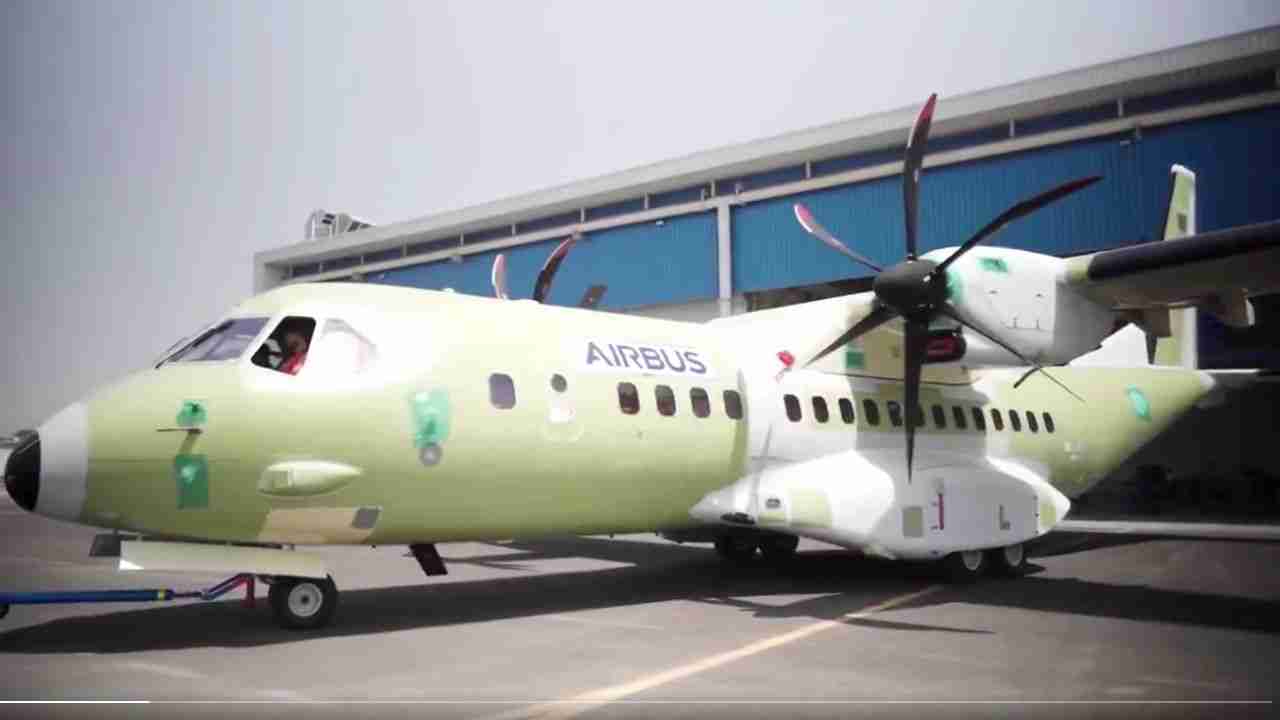 Tata e Airbus realizam primeiro voo do C295 montado na Índia (X @AirbusDefence)