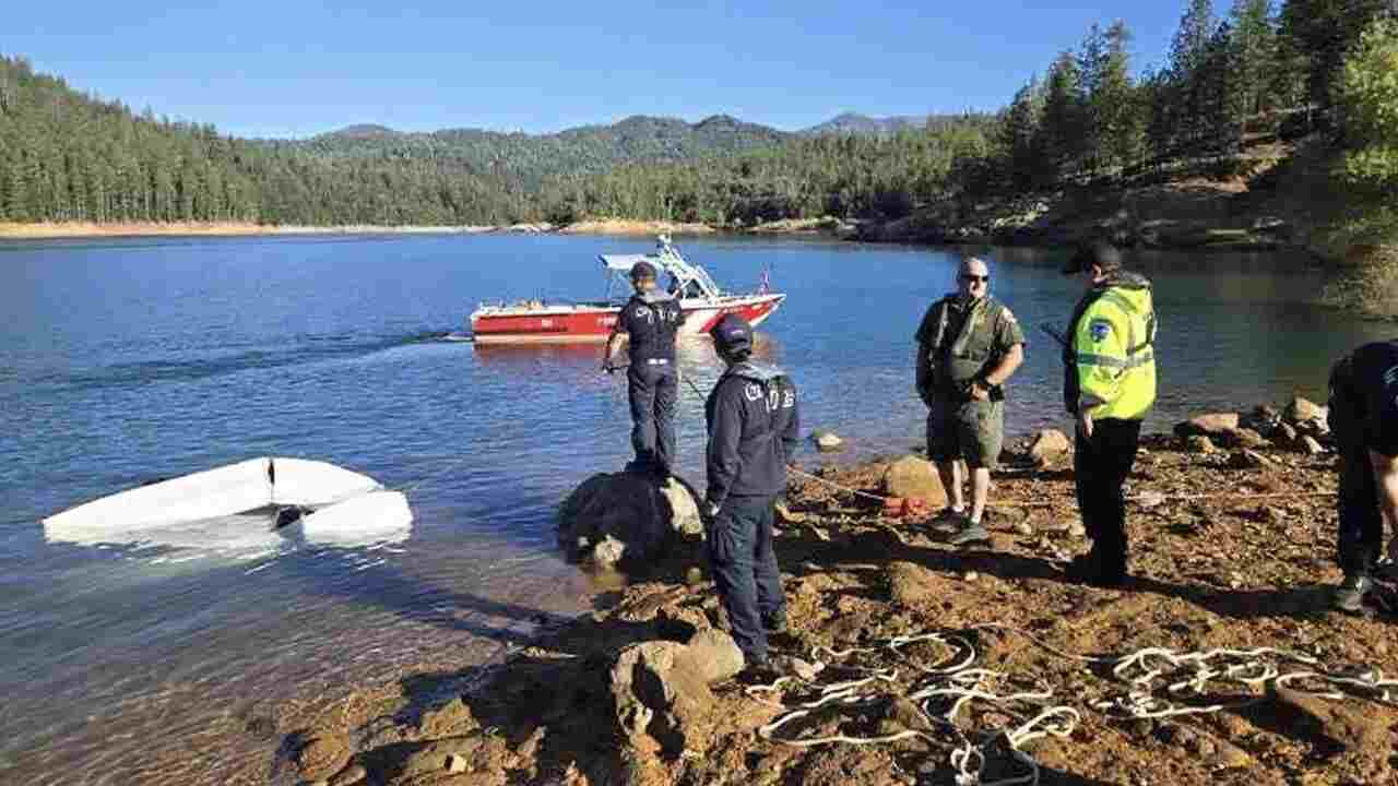 Piloto sobrevive após aeronave ultraleve cair em lago na Califórnia
