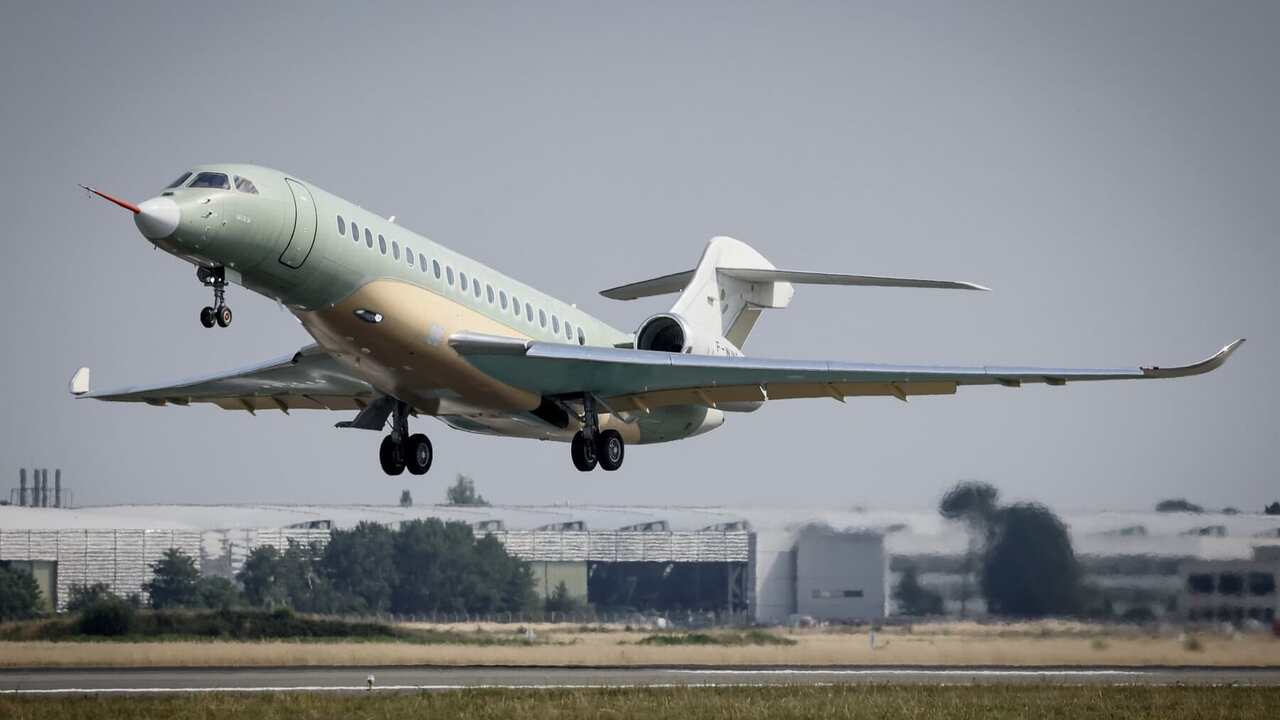 Dassault inicia campanha de testes em voo do novo Falcon 10X
