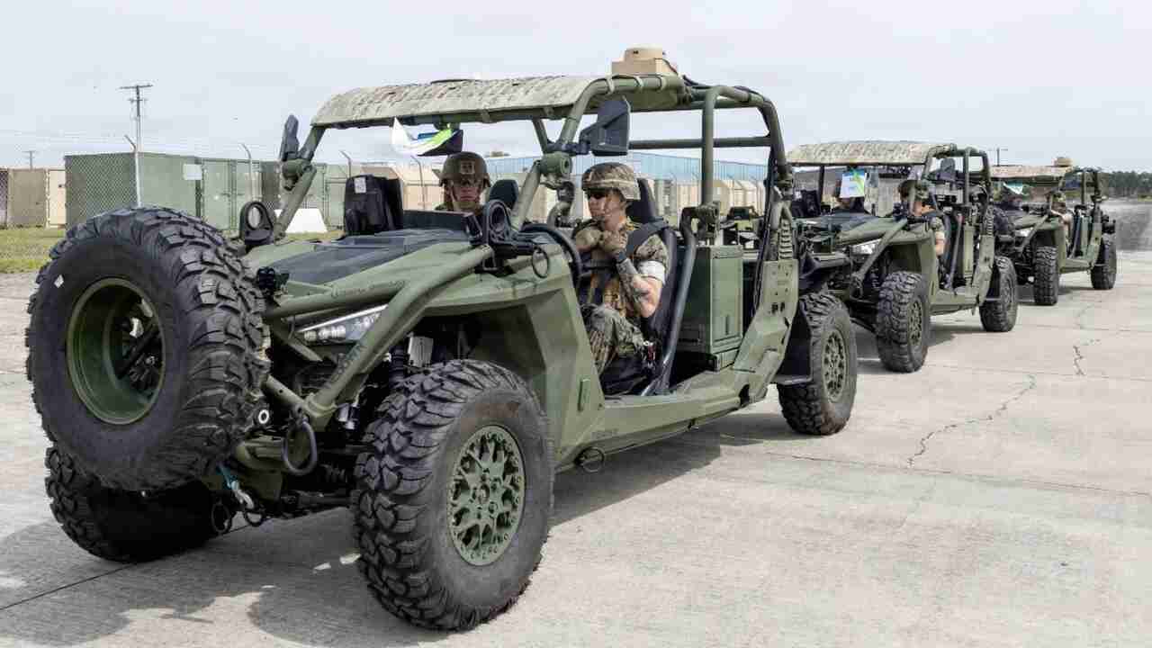 Fuzileiros Navais dos EUA encomendam mais de 70 veículos táticos MRZR Alpha