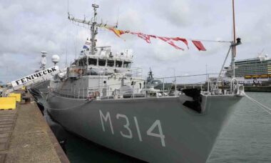 Holanda entrega novo navio caça-minas à Ucrânia para reforçar segurança no Mar Negro