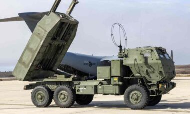 Canadá compra 26 lançadores HIMARS em contrato de US$ 1,9 bilhão com os EUA