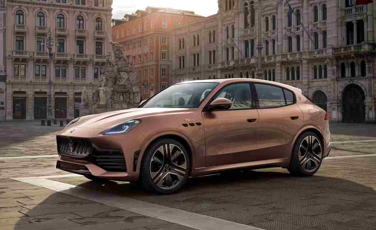 Maserati atualiza Grecale para 2027 com novo V6 de entrada e mais autonomia elétrica