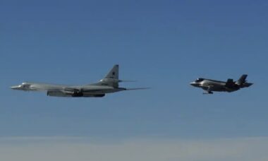 Caças F-35 da Noruega interceptam bombardeiros Tu-160 russos no Ártico