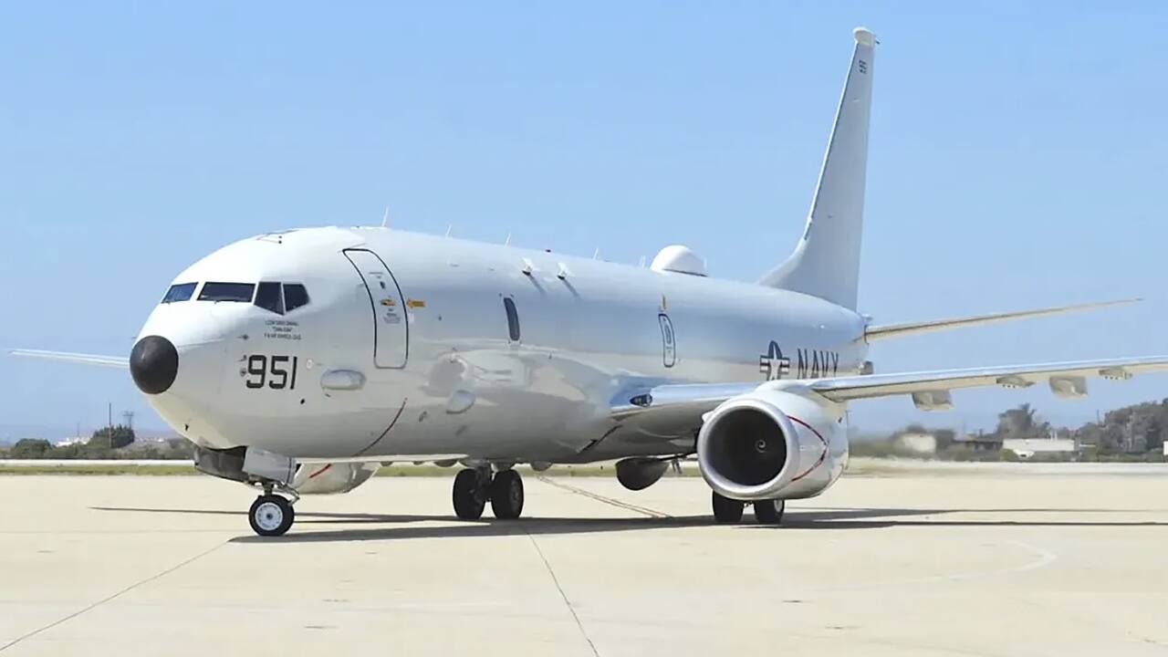Marinha dos EUA reforça apoio a testes de armamentos com antigo P-8 Poseidon