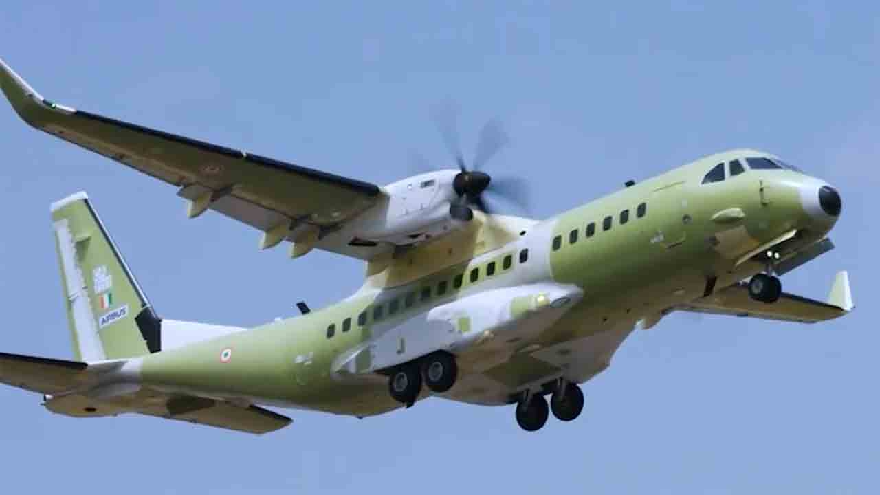 Tata e Airbus realizam primeiro voo do C295 montado na Índia. Foto: X @AirbusDefence