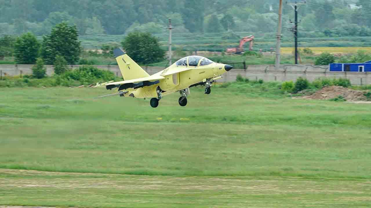 Yak-130M. Telegram @uac_aviaprof