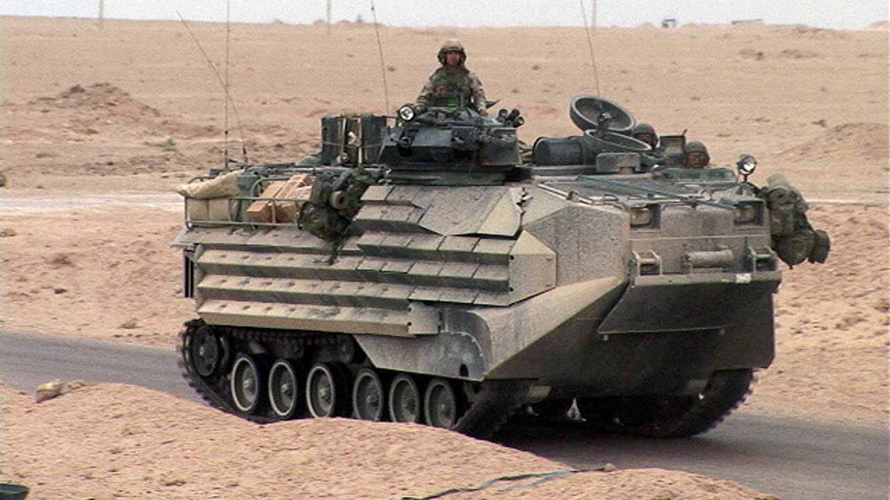 Veículo anfíbio AAV-7A1. Foto: Wikimedia