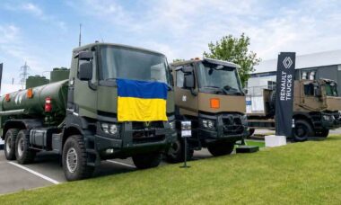 Ucrânia produz caminhões-tanque militares com chassis fornecidos pela Renault (LinkedIn - Renault Trucks Emergency & Defense)