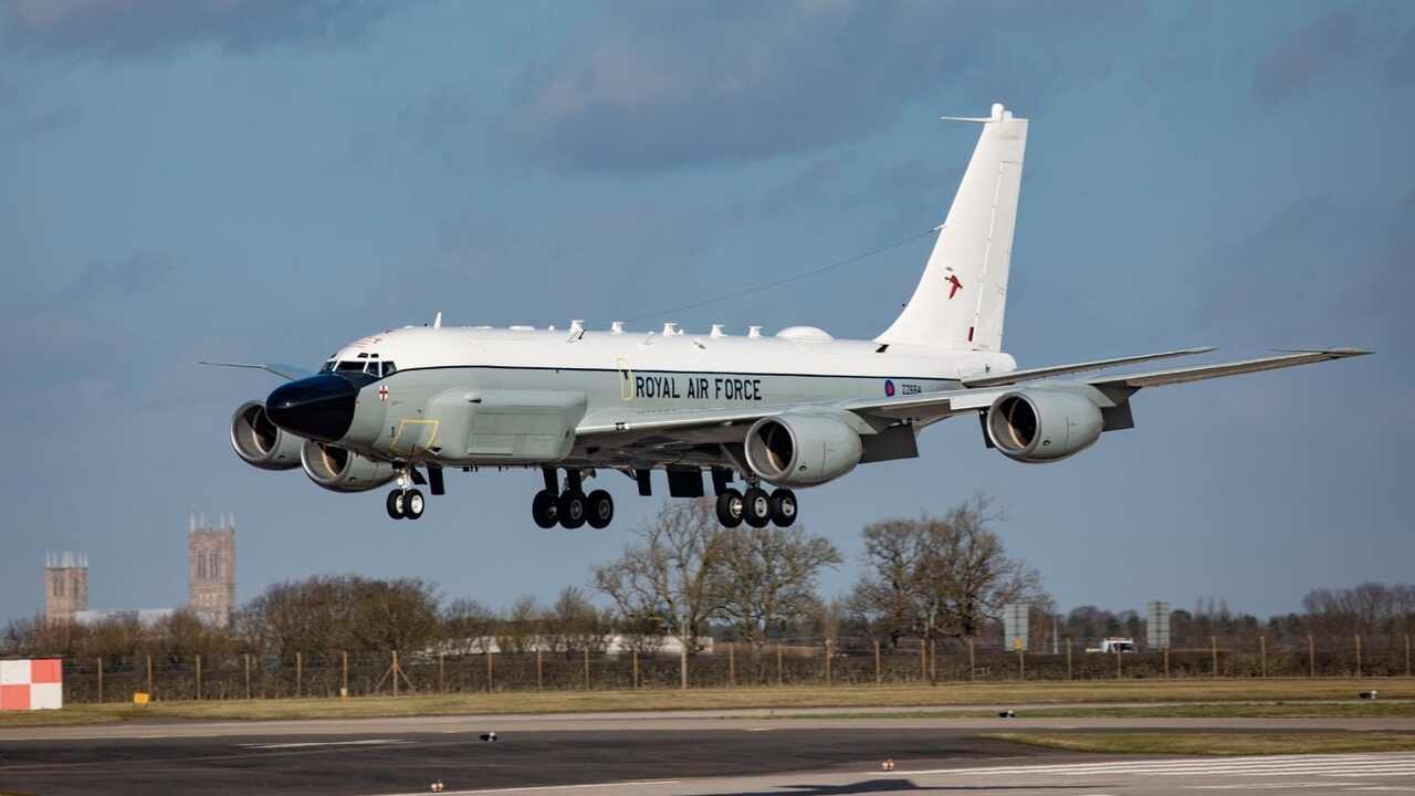 Reino Unido reforça vigilância no Ártico com aeronave Rivet Joint