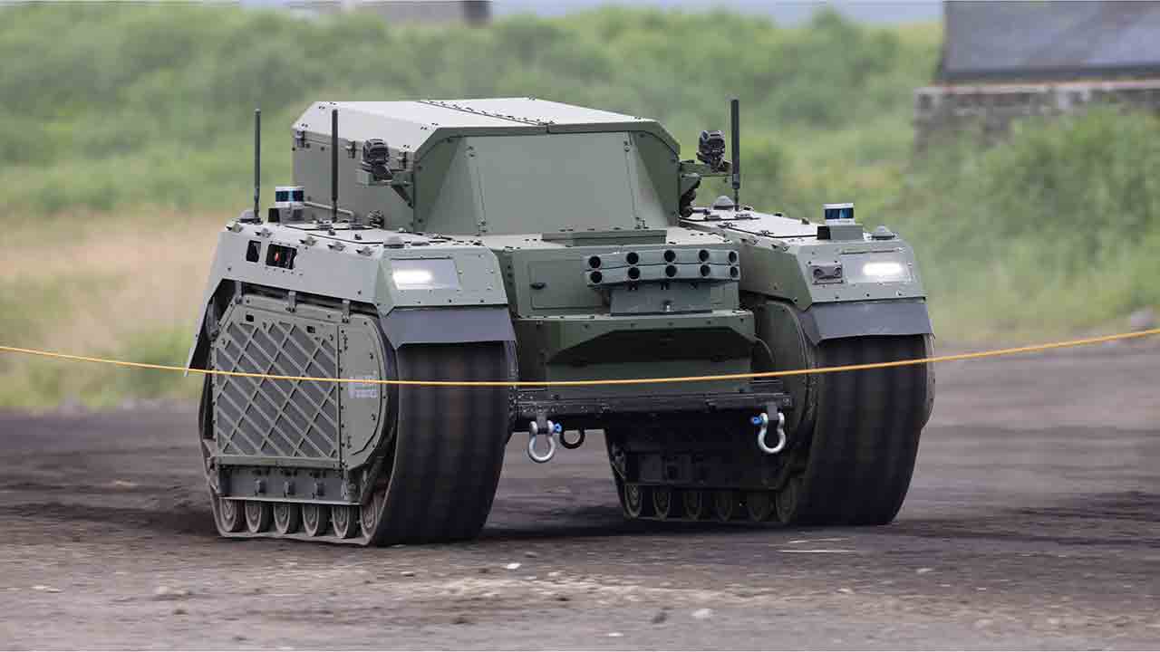 Japan tests different types of unmanned military vehicles. Photo: X @FujiSchool_pr