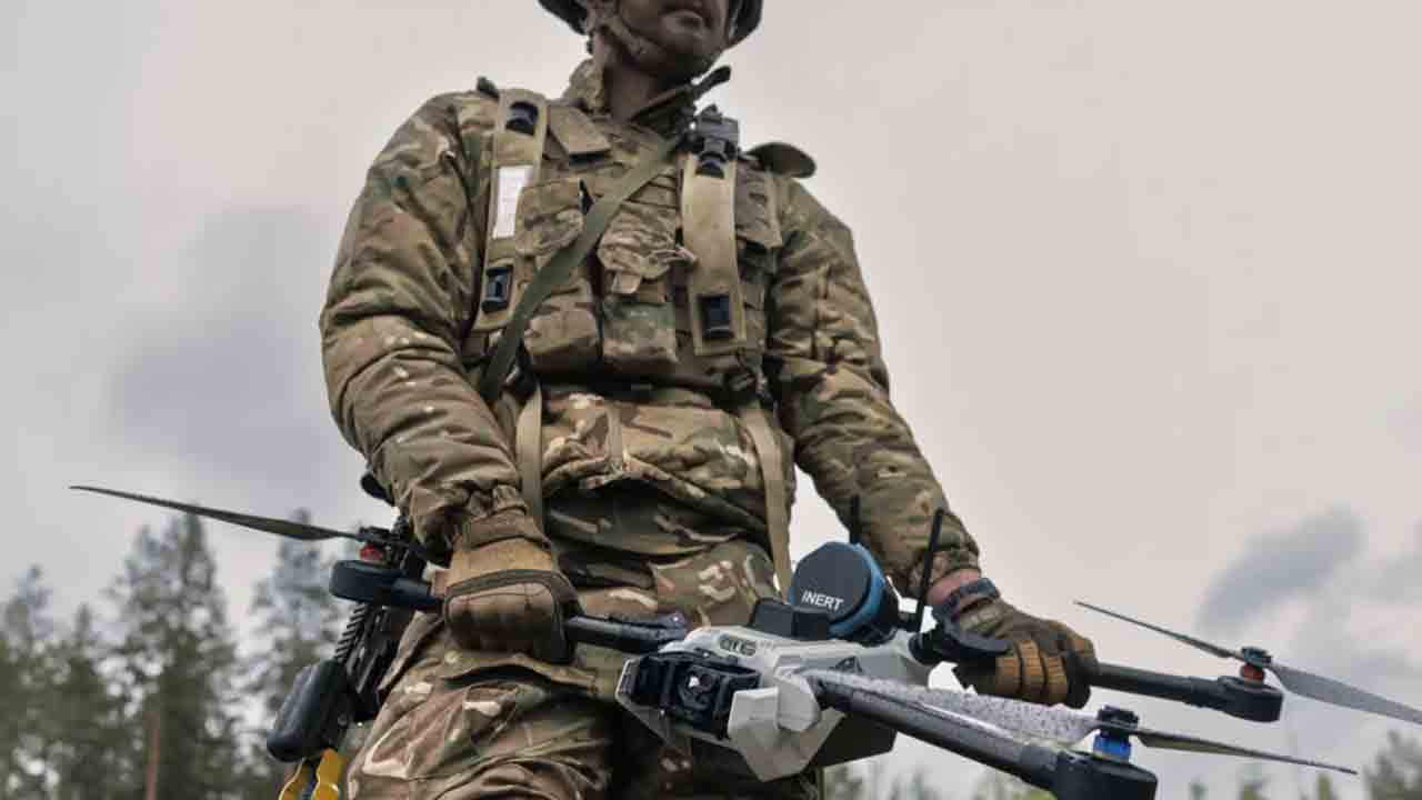 Exército britânico testa drones de ataque a apenas 70 km da fronteira russa. Foto: British Army