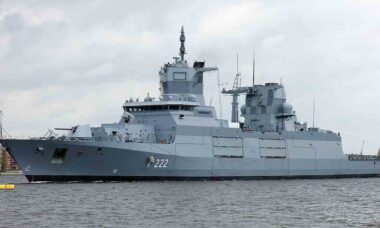 Fragata F125 da Marinha Alemã. Foto: Wikimedia