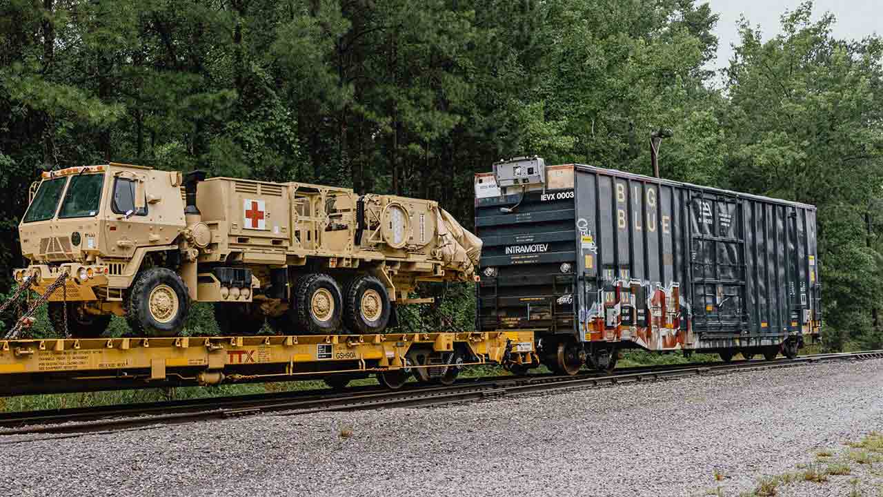 US-Armee testet autonomen Eisenbahnwagen für den Transport militärischer Fracht. Foto: Intramotev