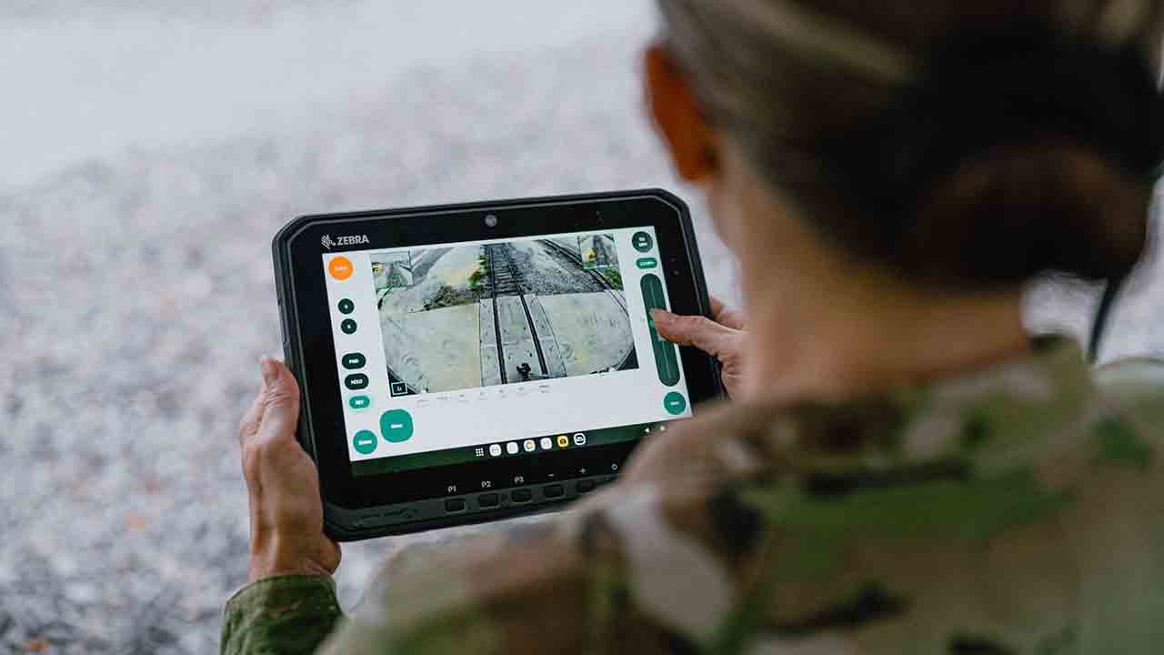 US-Armee testet autonomen Eisenbahnwagen für den Transport militärischer Fracht. Foto: Intramotev