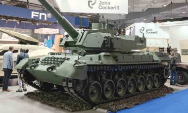 Ucrânia pode equipar 30 tanques Leopard 1 com novas torres Cockerill 3105 (X @Jeff21461)