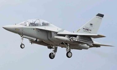 M-346. Foto: Leonardo/Divulgação